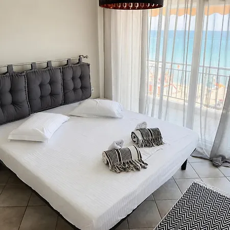 Nostos Seaside Paralía